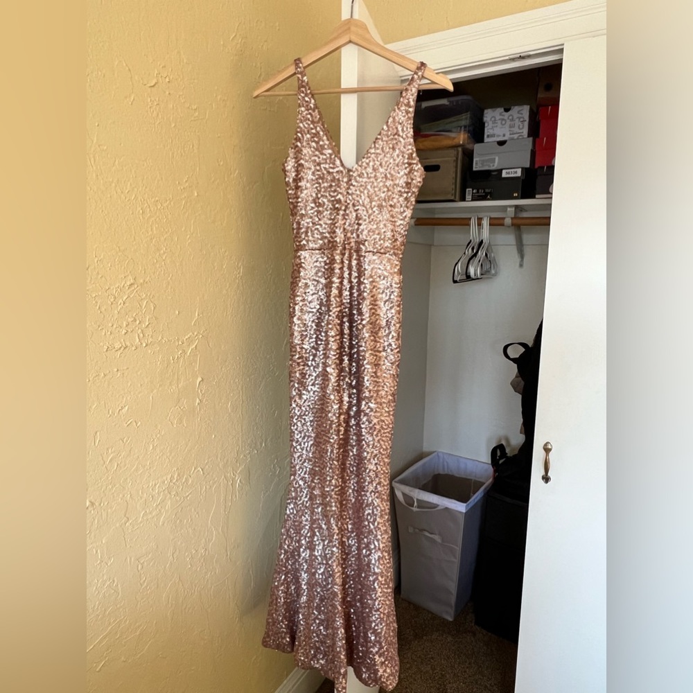 Dress The Population Sequin Harper V-neck Mermaid Bodycon